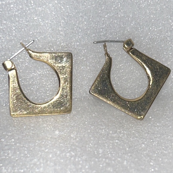 Vintage 90s Hoop Earrings pierced Gold Tone Jigsaw Chunky Square Elegant size 1" - Picture 12 of 12